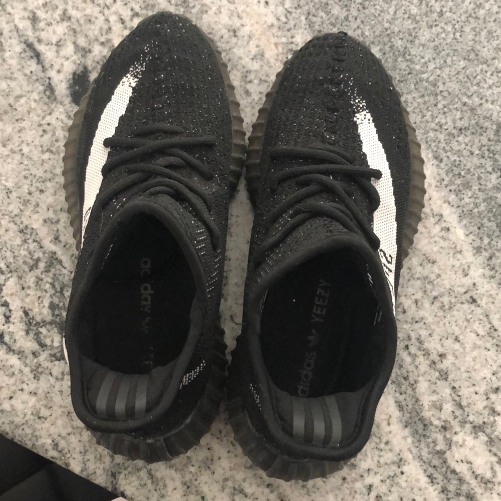 Yeezy women 7.5